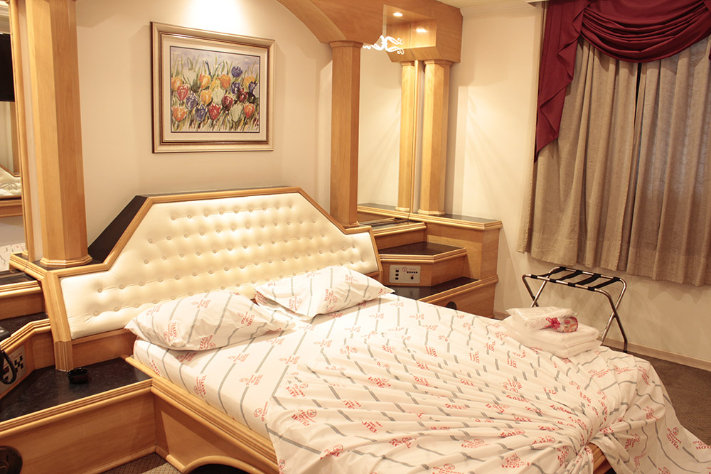 Hospede-se na suíte Pleasant Hidro | Pleasant Place Hotel
